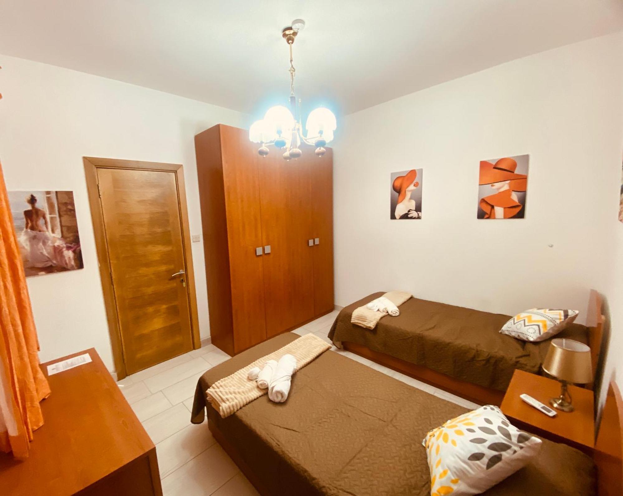 Bugibba Central Modern Apartment San Pawl il-Baħar Eksteriør billede